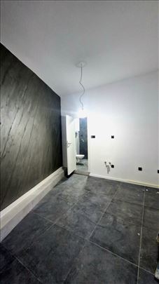 🏠 Garsonjera ili poslovni prostor + parking