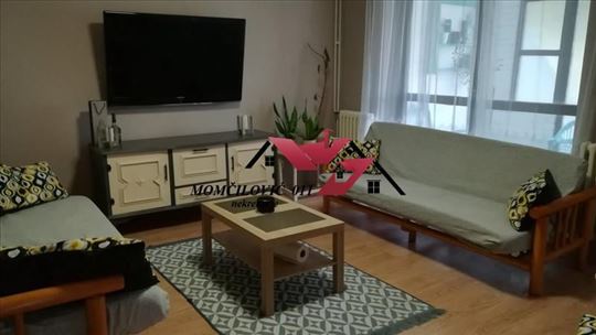 Kapetana M. Žunjića 103m2 mereno+ 83m2 dvorišta