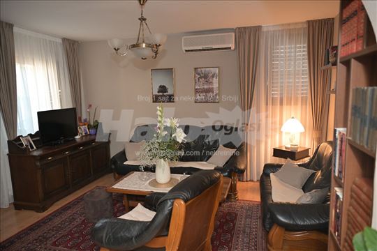 🏠 Kuća sa potencijalom 6.8 km od Trga Republike