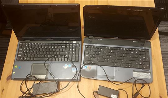 Poklanjam 2 laptopa