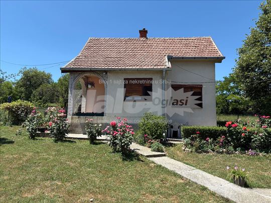 Sibnica/Sopot/Kosmaj prodajem imanje