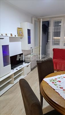 Sremcica centar ,jednoiposoban lux , namesten 