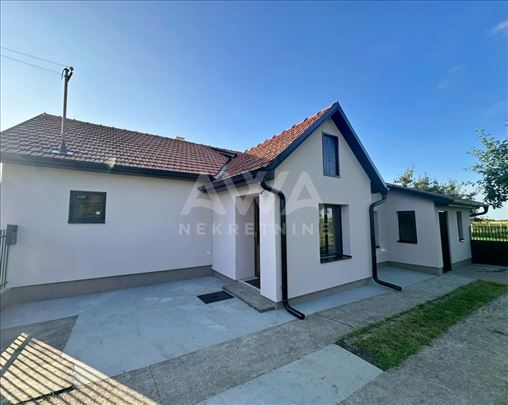 Stapar, prizemna kuća 143 m2, na placu od 1163 m2