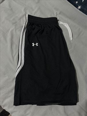 Under Armour šorc