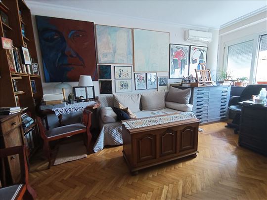 Vračar, Kalenić, R.Grujića 38m2+l