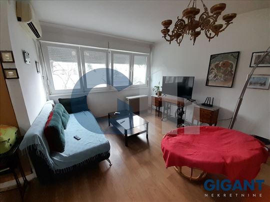 Saobraćajni fakultet, 47m2, IV, ta 