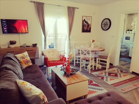 Apartman na Zlataru odmah do ski staze