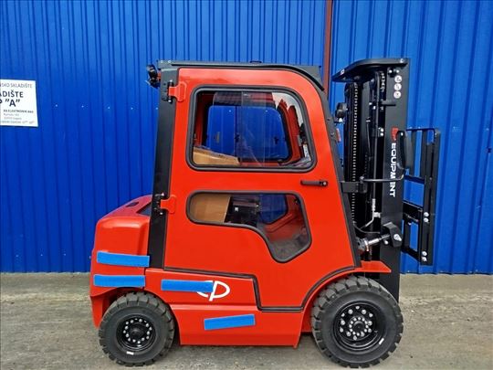 EP EFL252 Čeoni Elektro Viljuškar