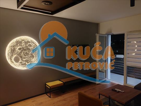 Izdaje se stan u kuči na Panteleju, 45m2