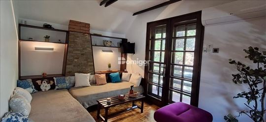 Luksuzna vikend-kuća u Brestoviku – oaza mira na s