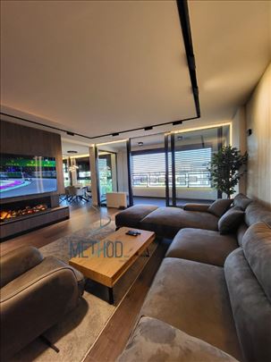 Petosoban penthouse na Vračaru