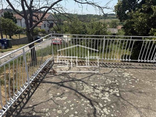 Uknjižena kuća i plac, Sremčica, prodaja! ID#1359