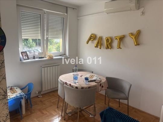 Uknjižen 2.0 stan Stepa Stepanović ID#3895