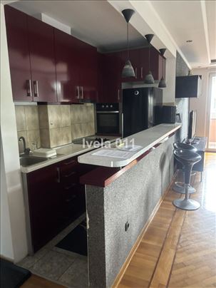 Braće Jerković, kod "Richa" ID#3900