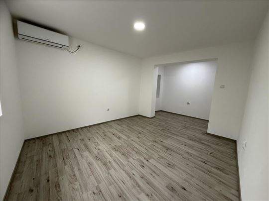 Broker - Stančić fini u gradskoj tišini!