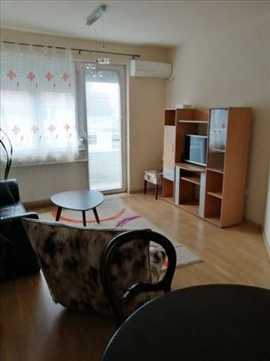 Dvoiposoban stan na Vasaristu