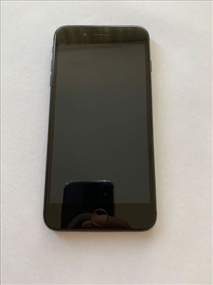 Iphone 7 plus 128gb crni