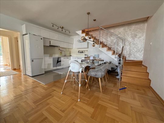 Luksuzni duplex sa panoramskim pogledom – odmah