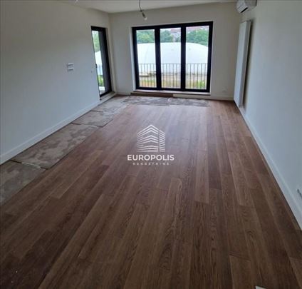Lux, novogradnja, 2.0, useljenje 31.07. ID#7927