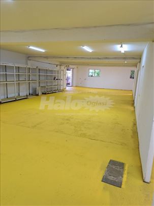 magacin 250mkv, Lastina garaža,, renoviran