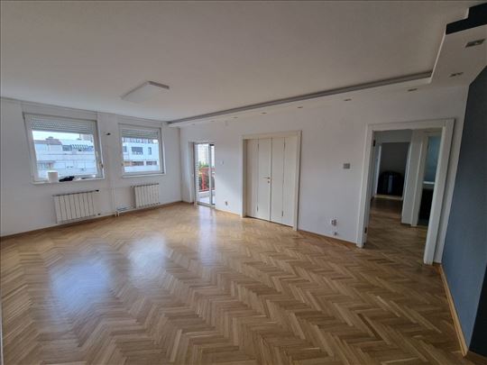 Novi Beograd, Arena, Bul.Z.Đinđića 5.0; 123m2, 3L