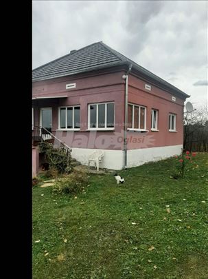 Prodajem kucu po jako povoljnoj ceni