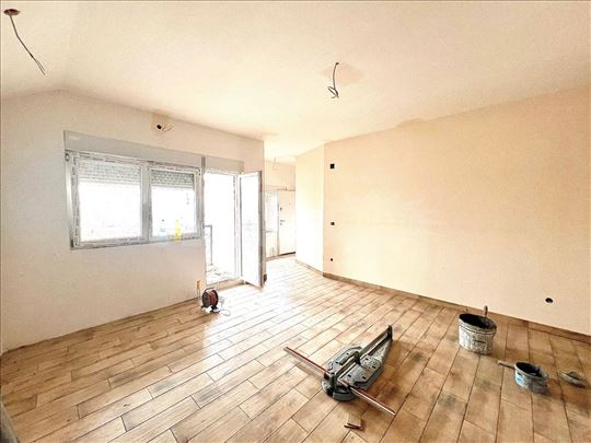 Vinogradska 34m2, garsonjera, 2 sprat