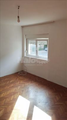 2.0 Zemun-Galenika 38 m2 +15 m2