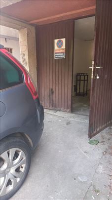 Borča 2-garaža -18m2