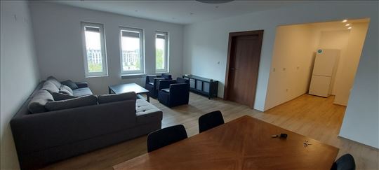 Centar, Karađorđeva 3.0, renoviran, uknjižen 