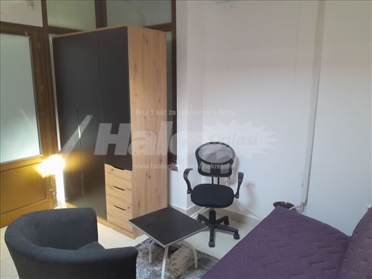 Garsonjera u Ljermontovoj