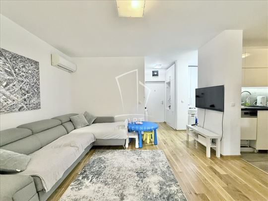 Lekino brdo, mereno 82m2+12m2 terasa ID#11531