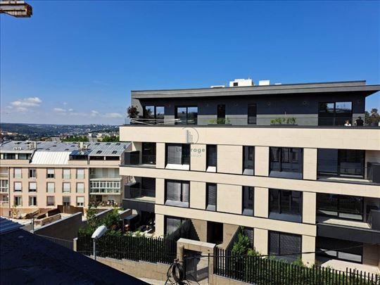 Stambeno-poslovni objekat, 513m2 + 90 m2