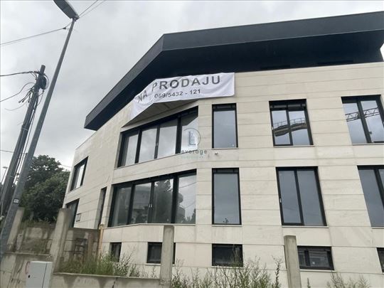 Stambeno-poslovni objekat, 513m2 + 90 m2