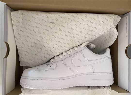 Nike Air Force bele