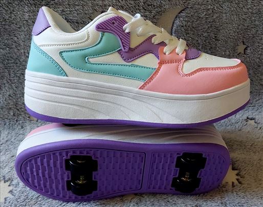 Patike sa točkićima, akcija samo danas,brojeva ima