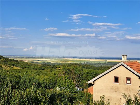 Plac 10ari, Ritopek, Livadice
