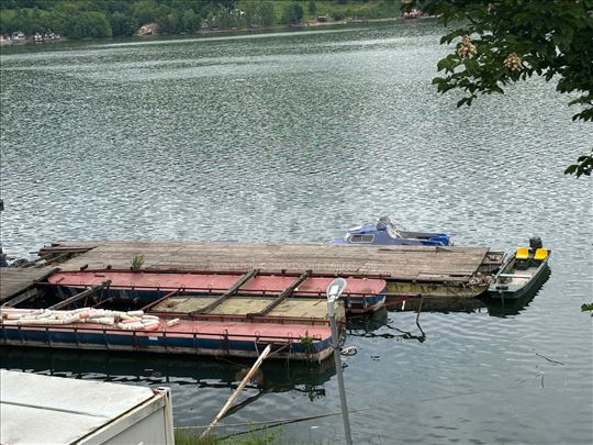 Pontoni na prodaju jezero Perucac