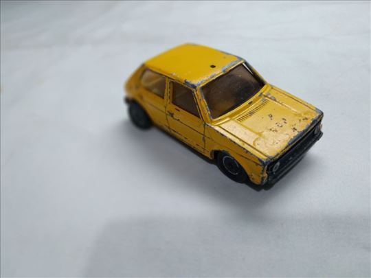Siku VW Golf I 6,5 cm. izgreban,fale z.vrata.