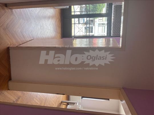 Stan u kneza mihailovoj odmah useljiv