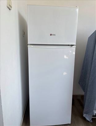 Vox Kombinovani frižider KG2500E