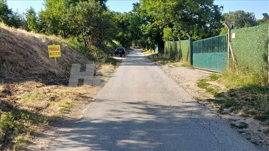 Alibegovac  Tihomira Arsica 3km od Promenade