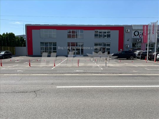 Poslovni prostor 1600M2  Zemun  Auto put N.Sad 71B