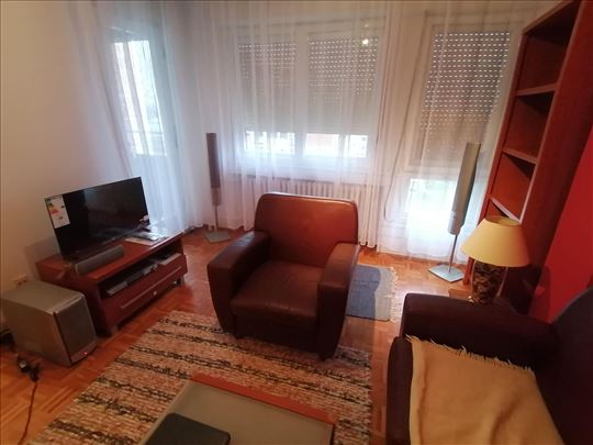 Blok 70, renoviran, komforan, ID 2260