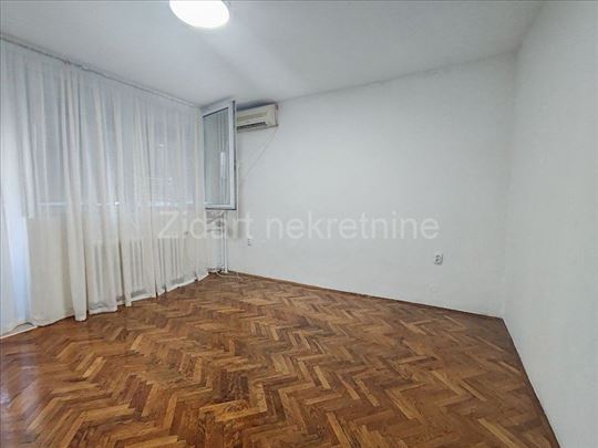 Novi Beograd, Blok 37, 4.0 stan