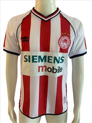 Olympiacos 2001/2002 domaci dres