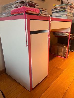 Povoljno pisaći sto Ikea