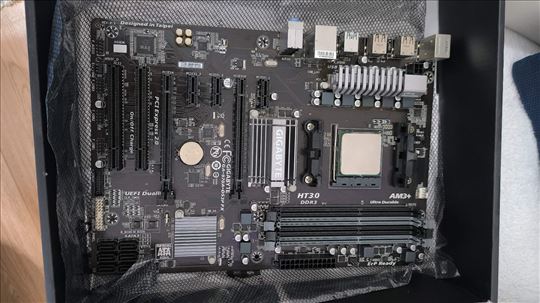 Procesor AMD FX 8320 3.50GHz, soket AM3+ Gigabyte 