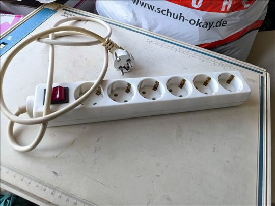 Produzni kabl,3x1.4m, 6 uticnica,sa prekidacem