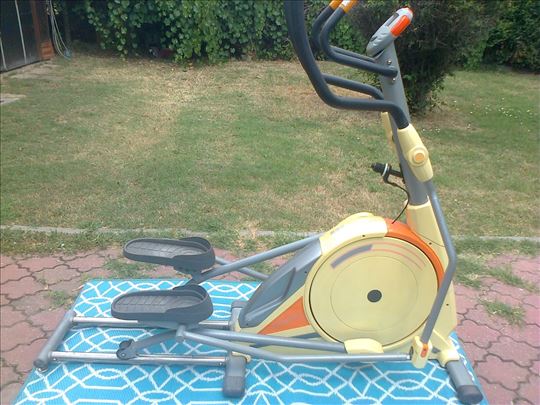 Krostrenažer i sobni bicikli, servisiran kao nov